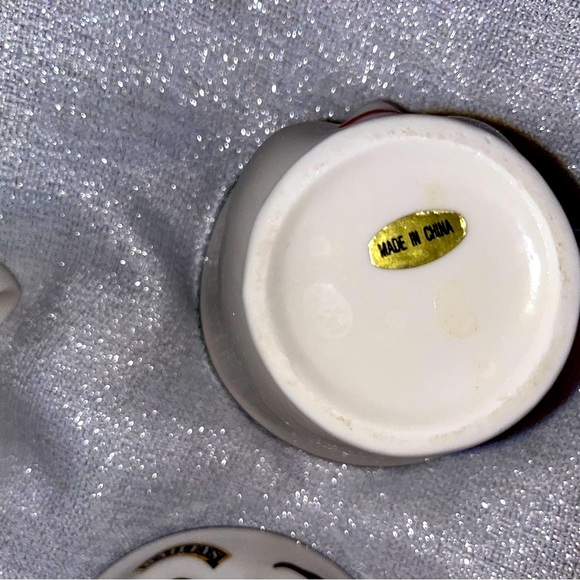 Vintage Baileys Irish coffee mugs, His & Her Winking Face with creamer - Picture 7 of 11